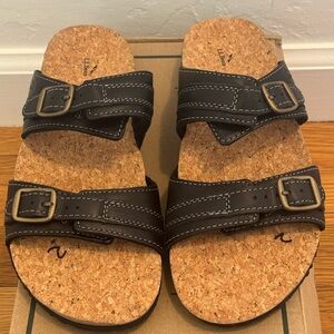 NEW L.L. BEAN Black Leather Double Buckle Straps Cork Rubber Sandals Slides Sz 7